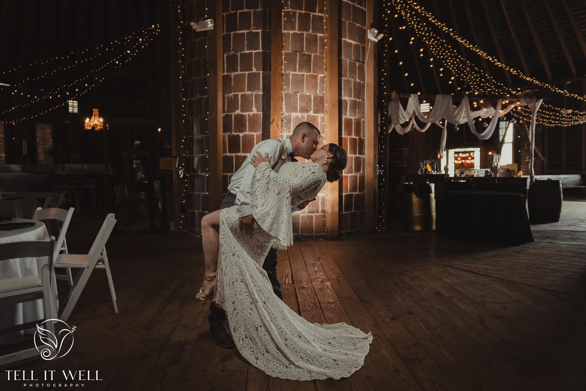 A Picturesque June Wedding at the Historic Round Barn in Biglerville, PA